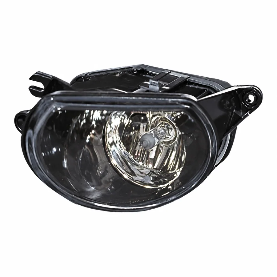 Audi A3 Left Non-LED Front Fog Light (2003–2008) — photograph 2