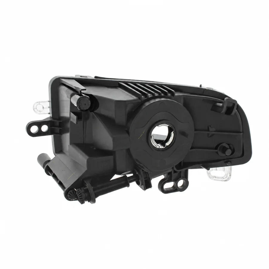 Audi A3 Right Non-LED Front Fog Light (2012–2016) — photograph 3
