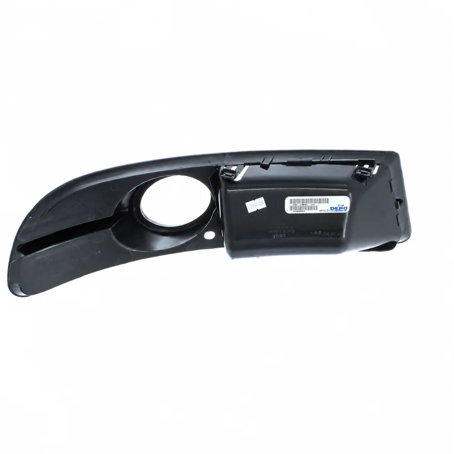 Audi A4 Left Front Fog Light Surround (2004–2010) — 1 Aperture Type — photograph 2