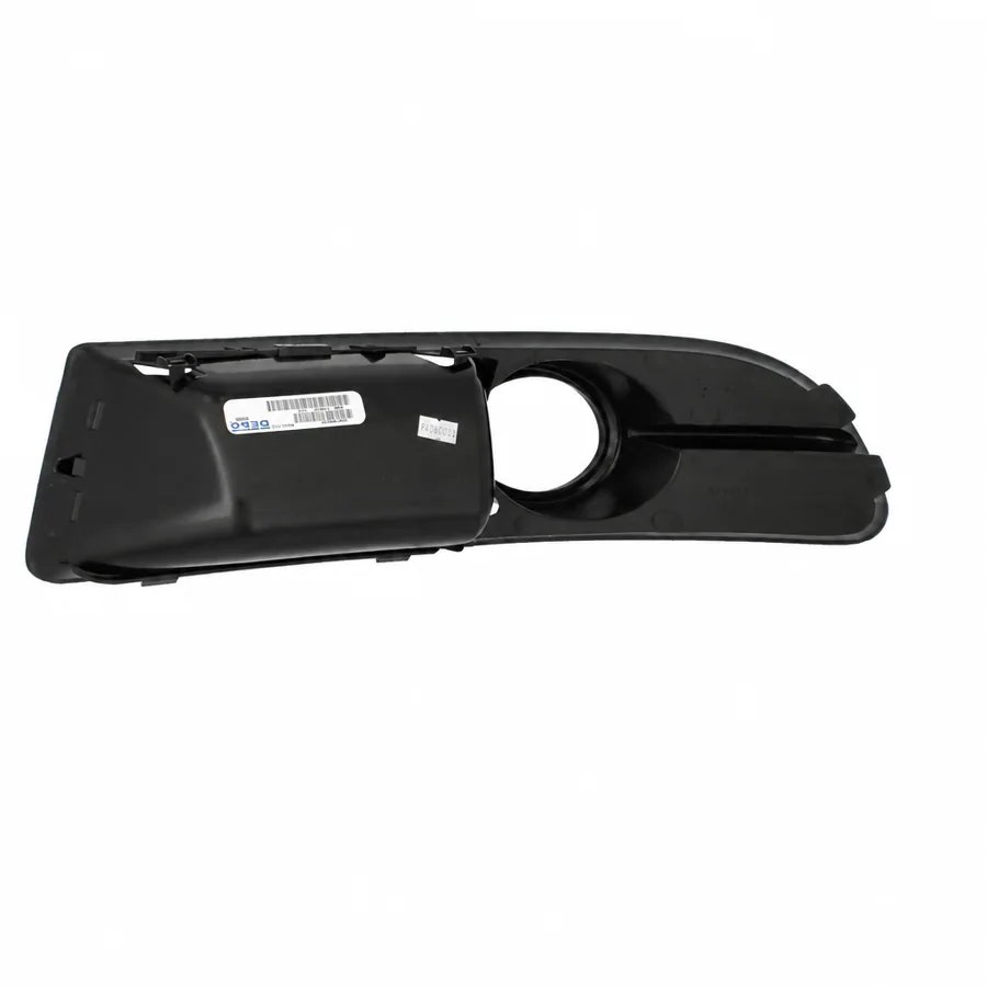 Audi A4 Right Front Fog Light Surround (2004–2010) — 1 Aperture Type — photograph 2