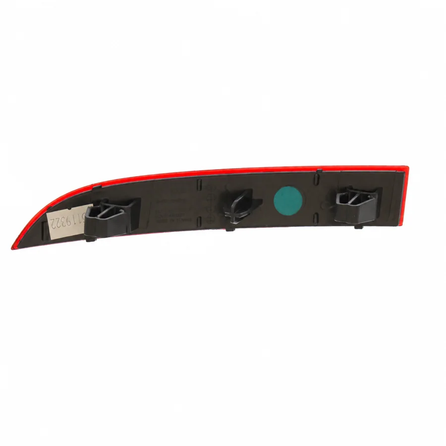 Audi RS4 Right Rear Reflector (2019–2025) — photograph 2