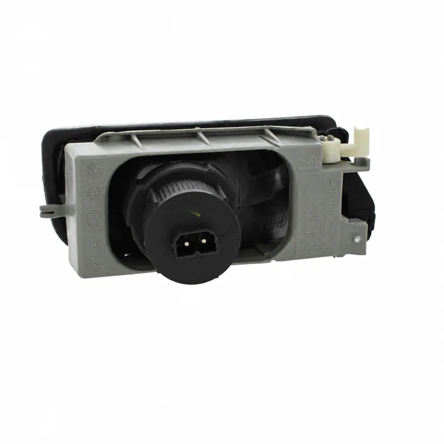 BMW 3 Series Left Non-LED Front Fog Light (1991–2001) — photograph 3