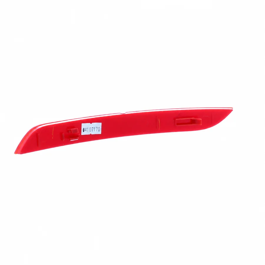 BMW 3 Series Left Rear Reflector (2011–2015) — photograph 2