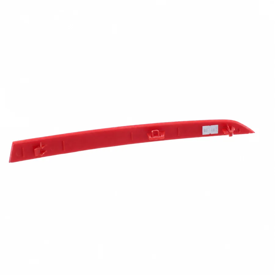 BMW 3 Series Right Rear Reflector (2011–2015) — photograph 2