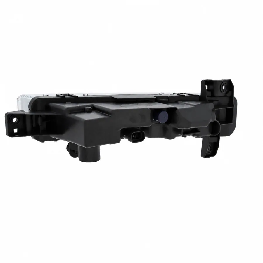 BMW 5 Series Right LED Front Fog Light (2016–2021) — photograph 2