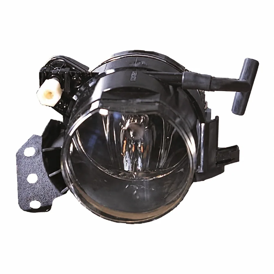 BMW 6 Series Left Non-LED Front Fog Light (2004–2007) — photograph 2