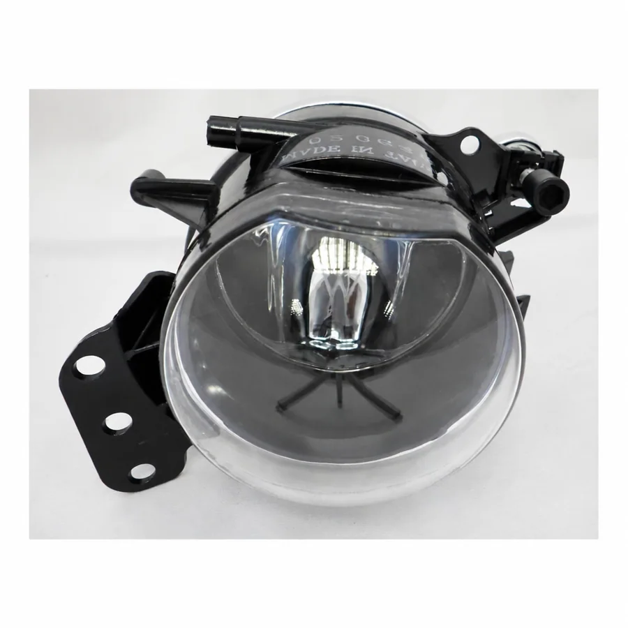 BMW 6 Series Left Non-LED Front Fog Light (2007–2011) — photograph 2