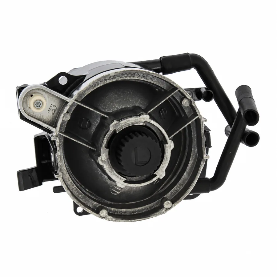 BMW 6 Series Left Non-LED Front Fog Light (2007–2011) — photograph 3