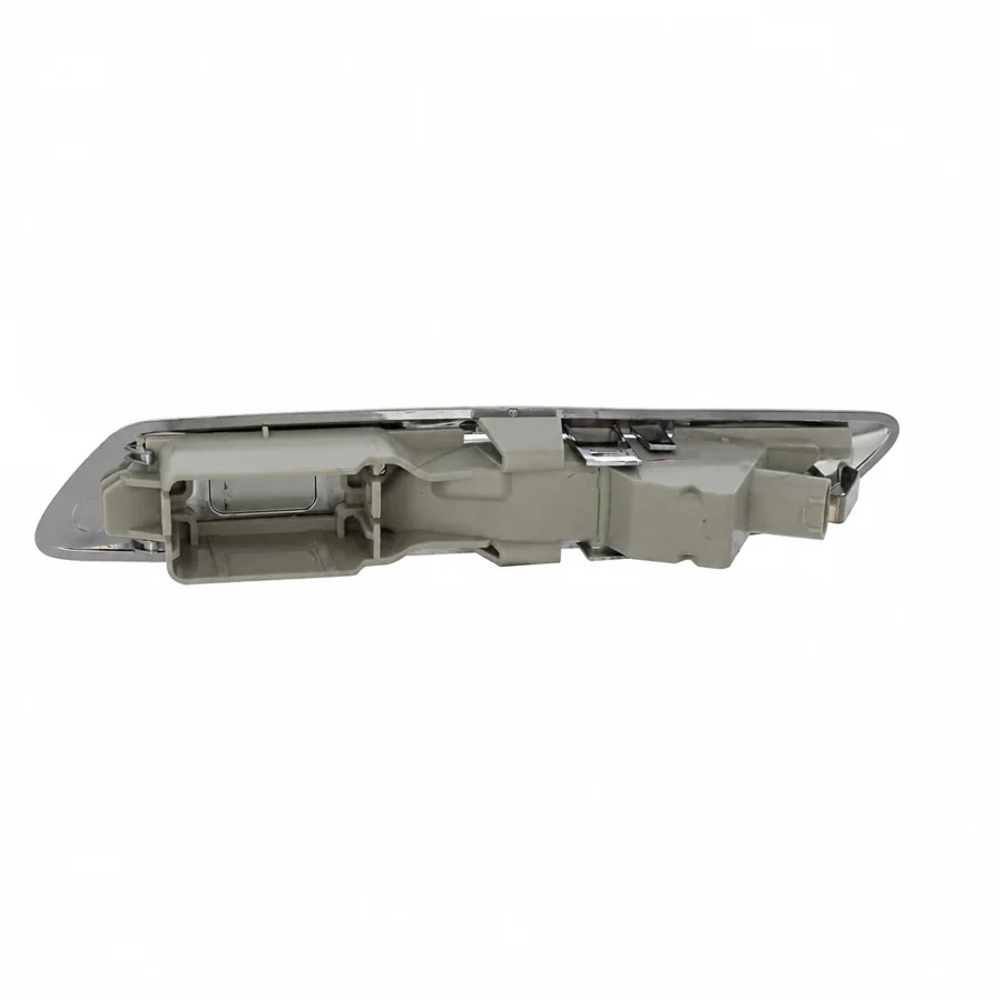BMW 6 Series Left Side Repeater (2011–2019) — photograph 2