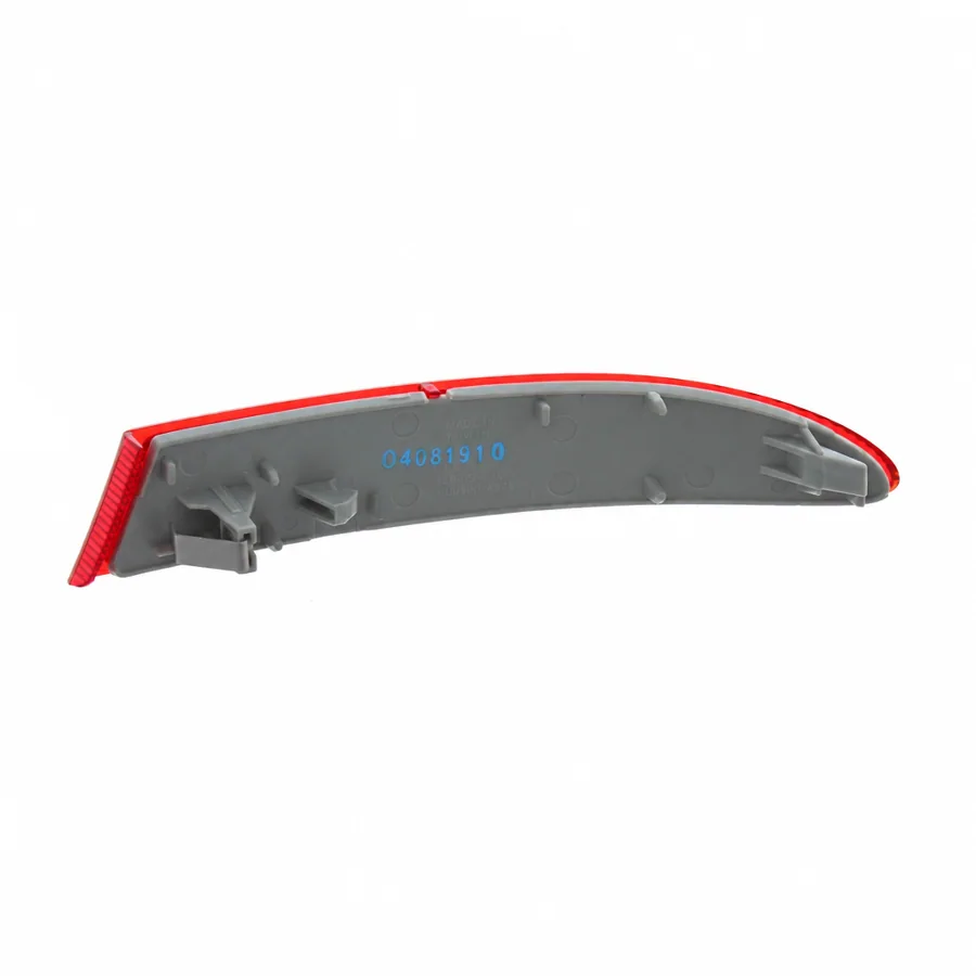 BMW X3 Left Rear Reflector (2010–2019) — photograph 2