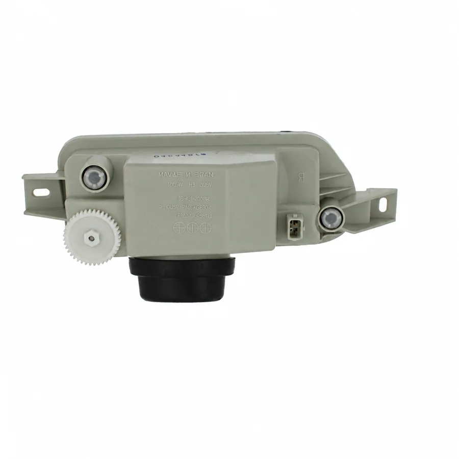 Ford Escort Left Non-LED Front Fog Light (1995–2002) — photograph 3