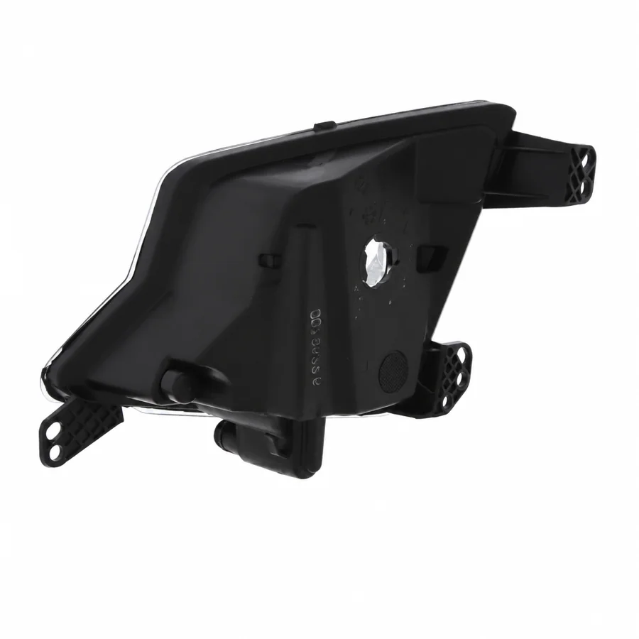 Ford Focus Right Non-LED Front Fog Light (2018–2022) — photograph 2