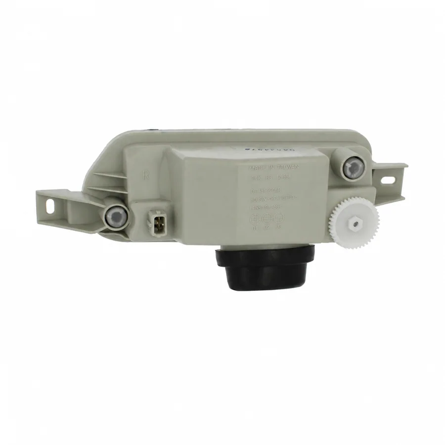 Ford Transit Right Non-LED Front Fog Light (2000–2006) — photograph 3