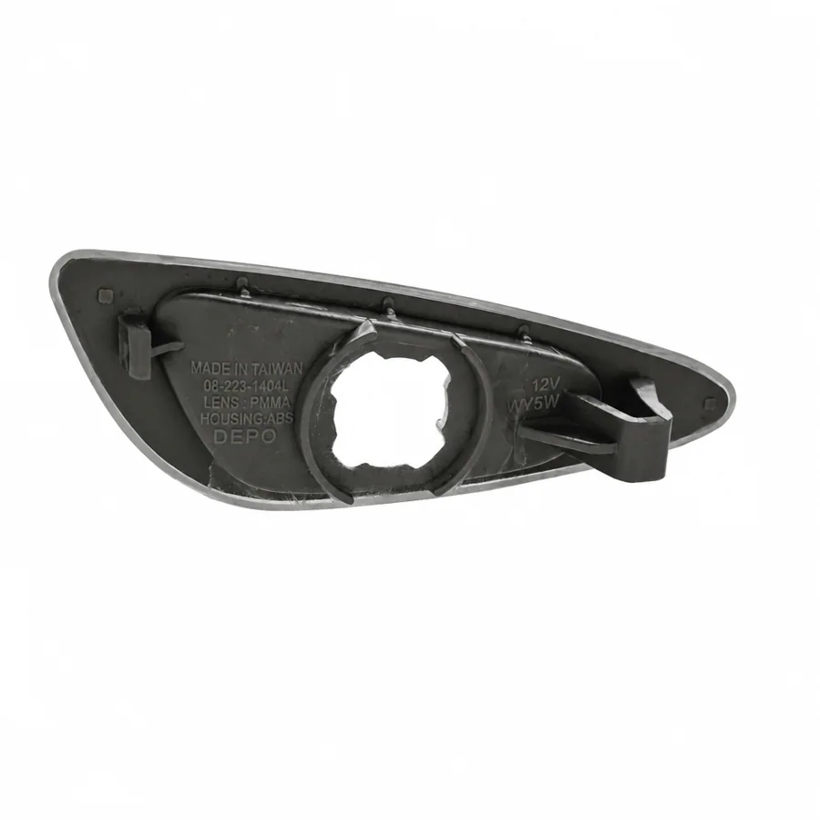 Hyundai i10 Left Side Repeater (2013–2021) — photograph 2