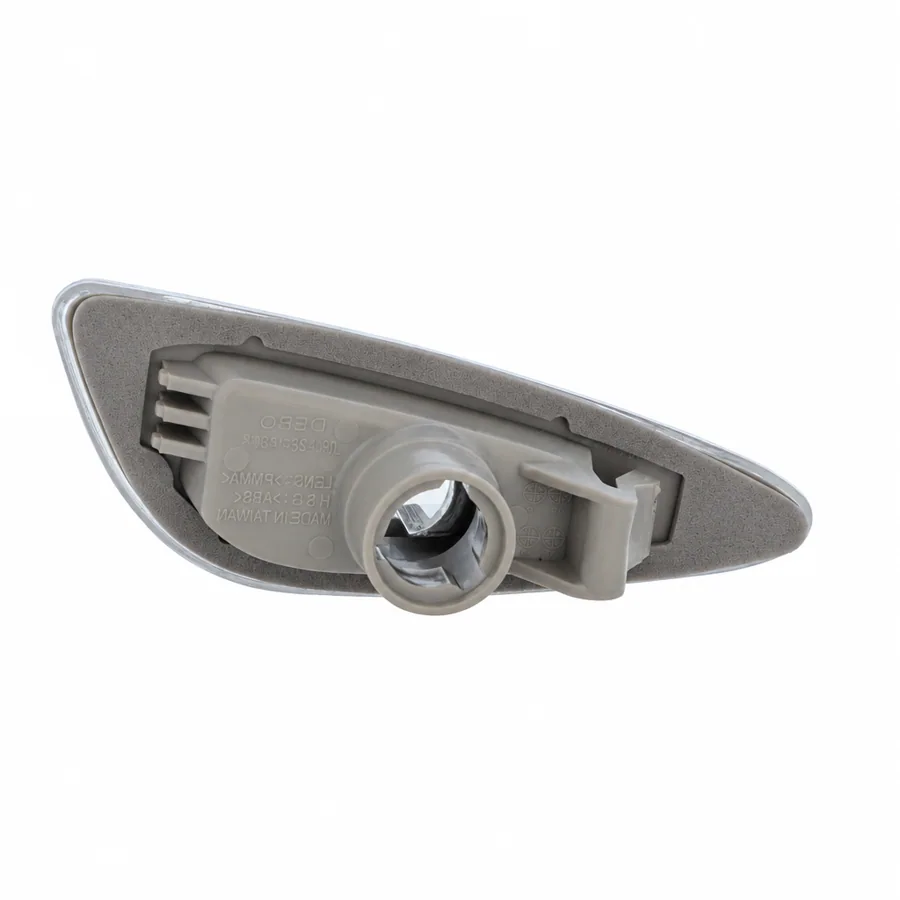 Hyundai ix35 Left Side Repeater (2013–2016) — photograph 2