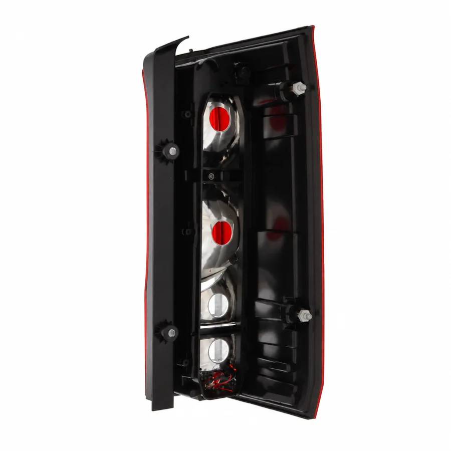 MAN eTGE Left Rear Reflector (2020–2022) — photograph 2