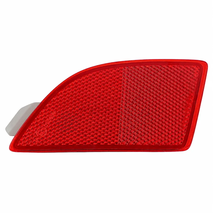 Mazda 3 2.3 Left Rear Reflector (2009–2014) — photograph 2