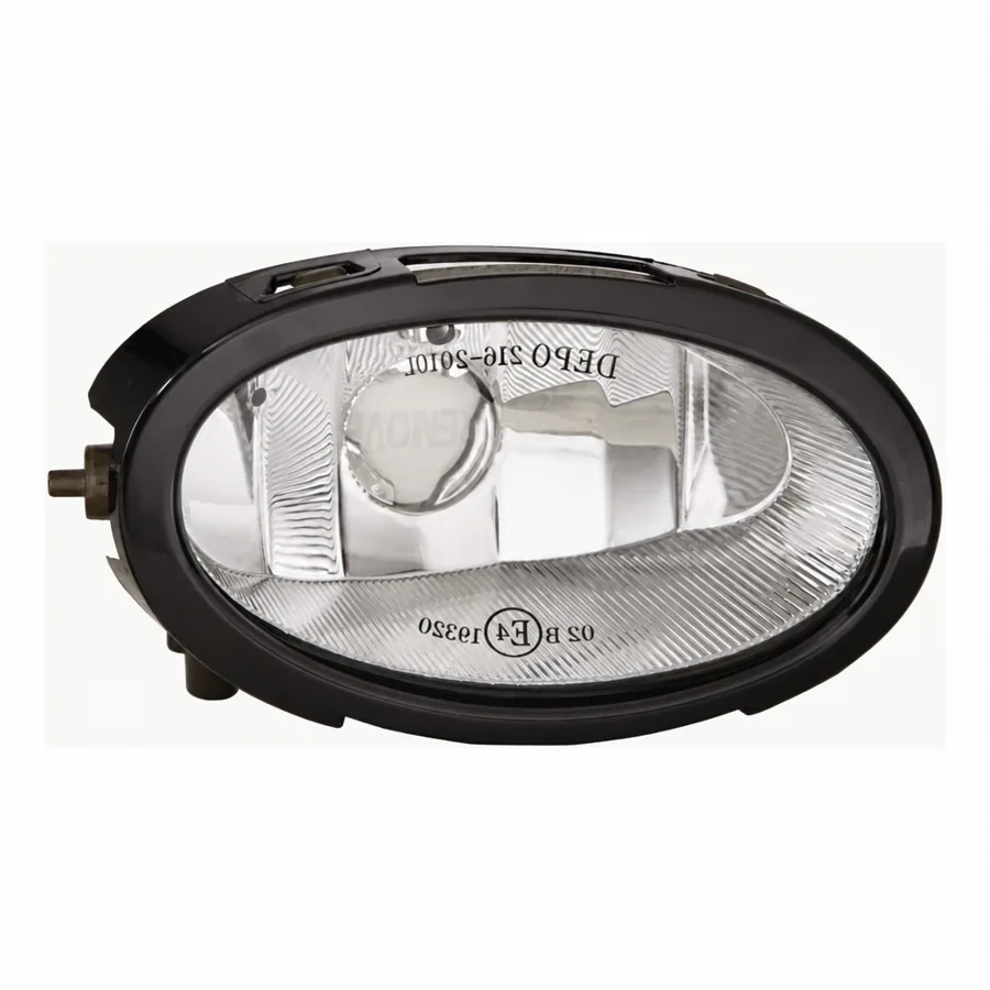 Mazda 3 Right Non-LED Front Fog Light (2004–2009) — photograph 2