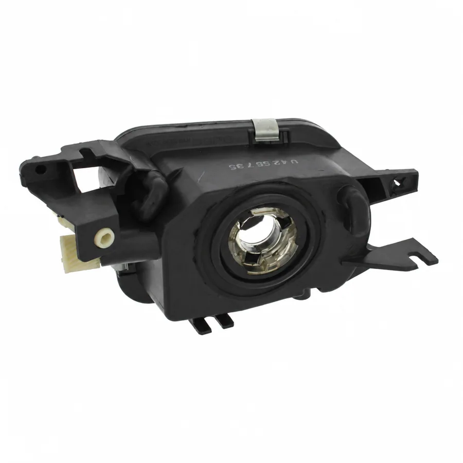 Mercedes Benz C Class Right Non-LED Front Fog Light (2003–2008) — photograph 3