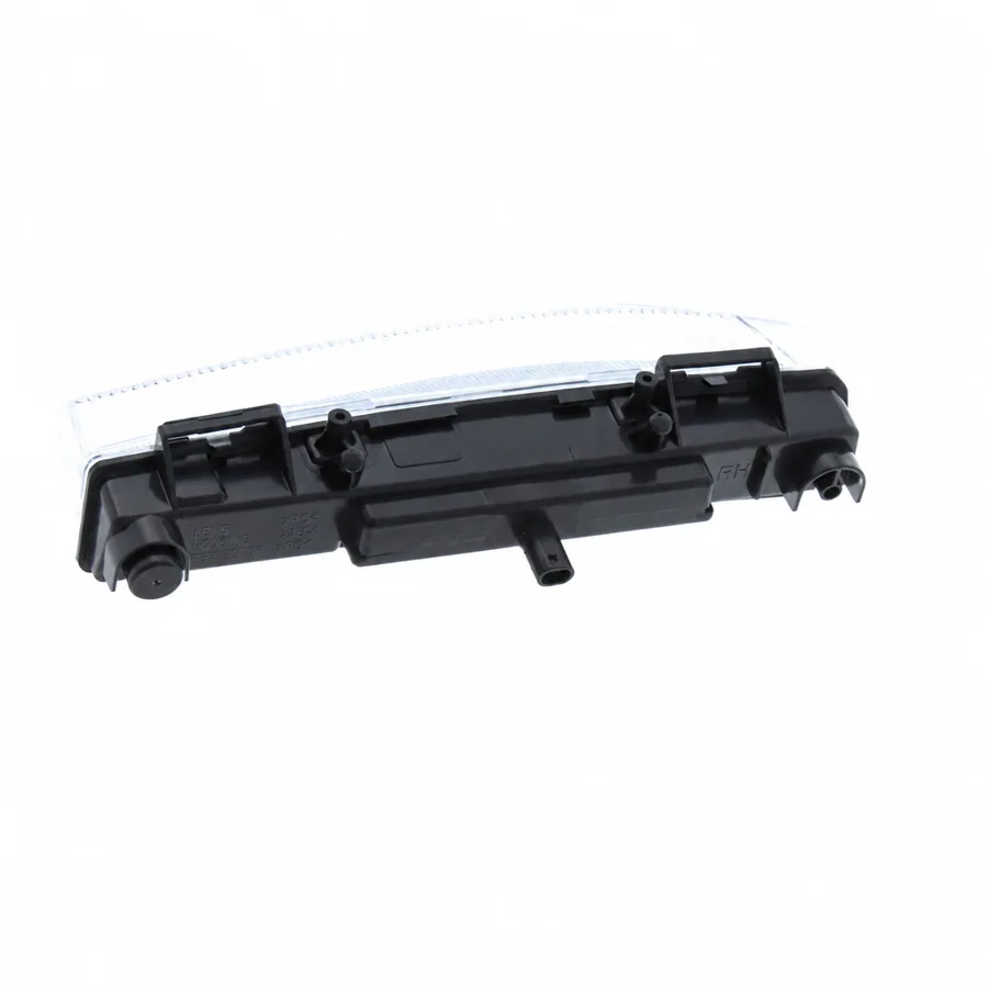 Mercedes Benz E Class Right LED Daytime Running Light (2009–2018) — photograph 2