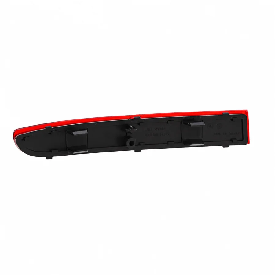 Mercedes Benz Sprinter Right Rear Reflector (2018 onwards) — photograph 2
