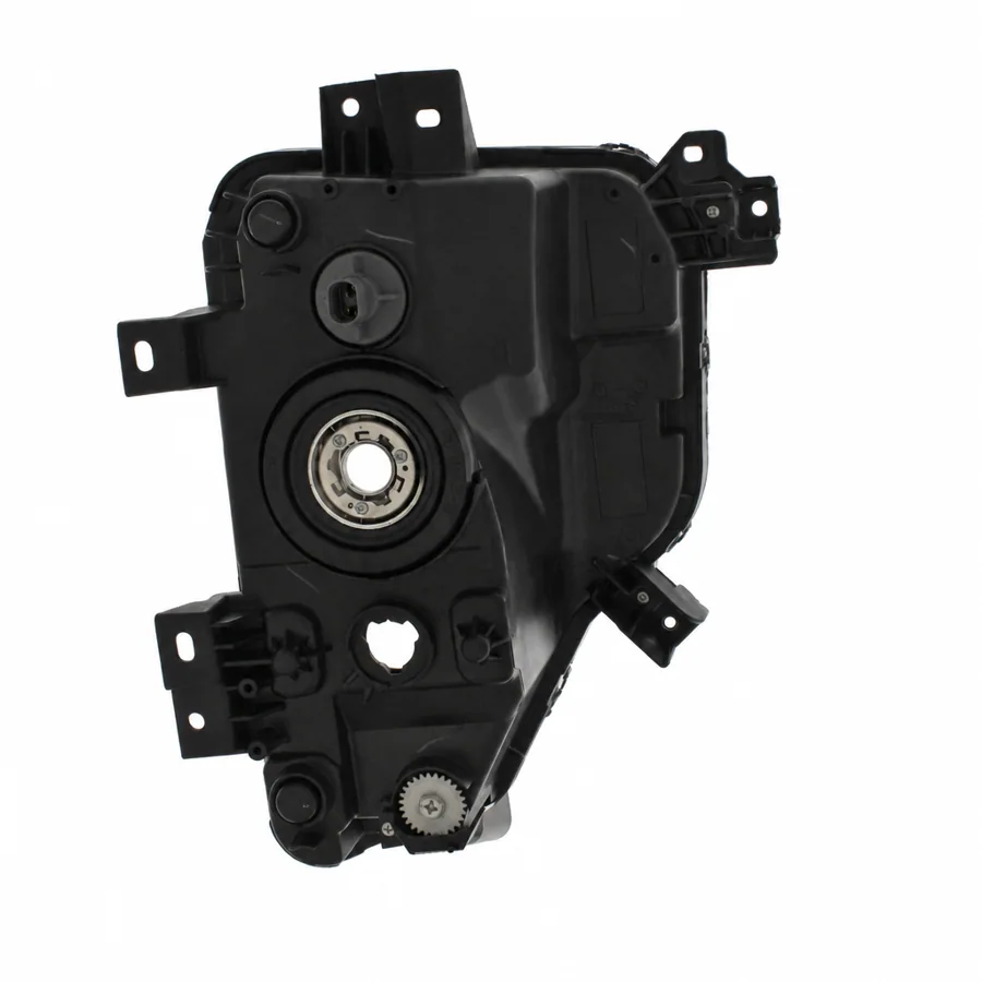 Mitsubishi L200 Left Non-LED Front Fog Light (2019–2021) — photograph 2