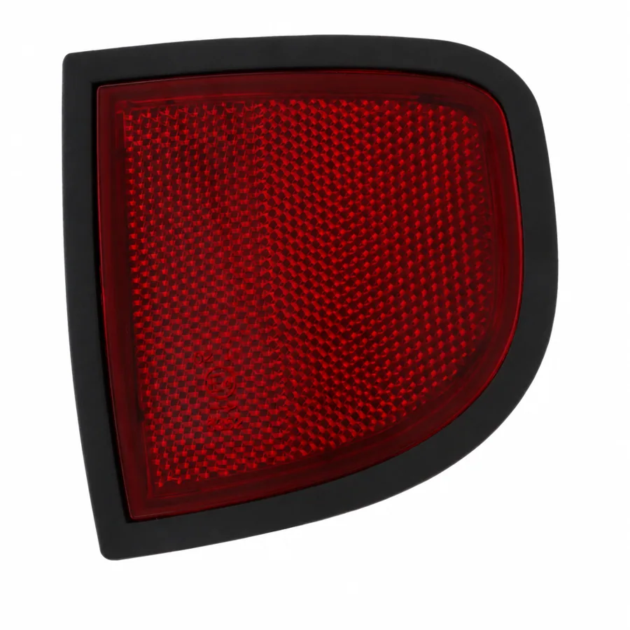 Mitsubishi L200 Right Rear Reflector (2006–2016)