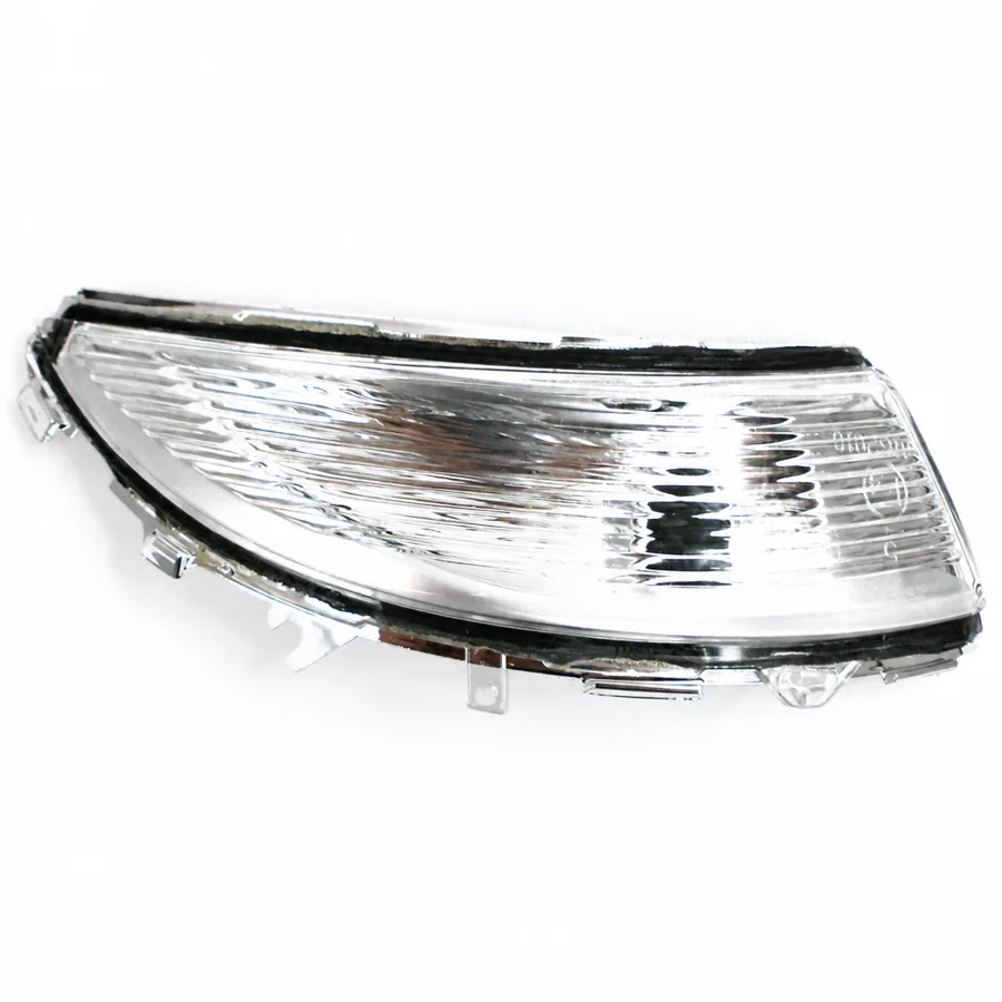Renault Captur Right Clear Mirror Indicator (2013–2020)