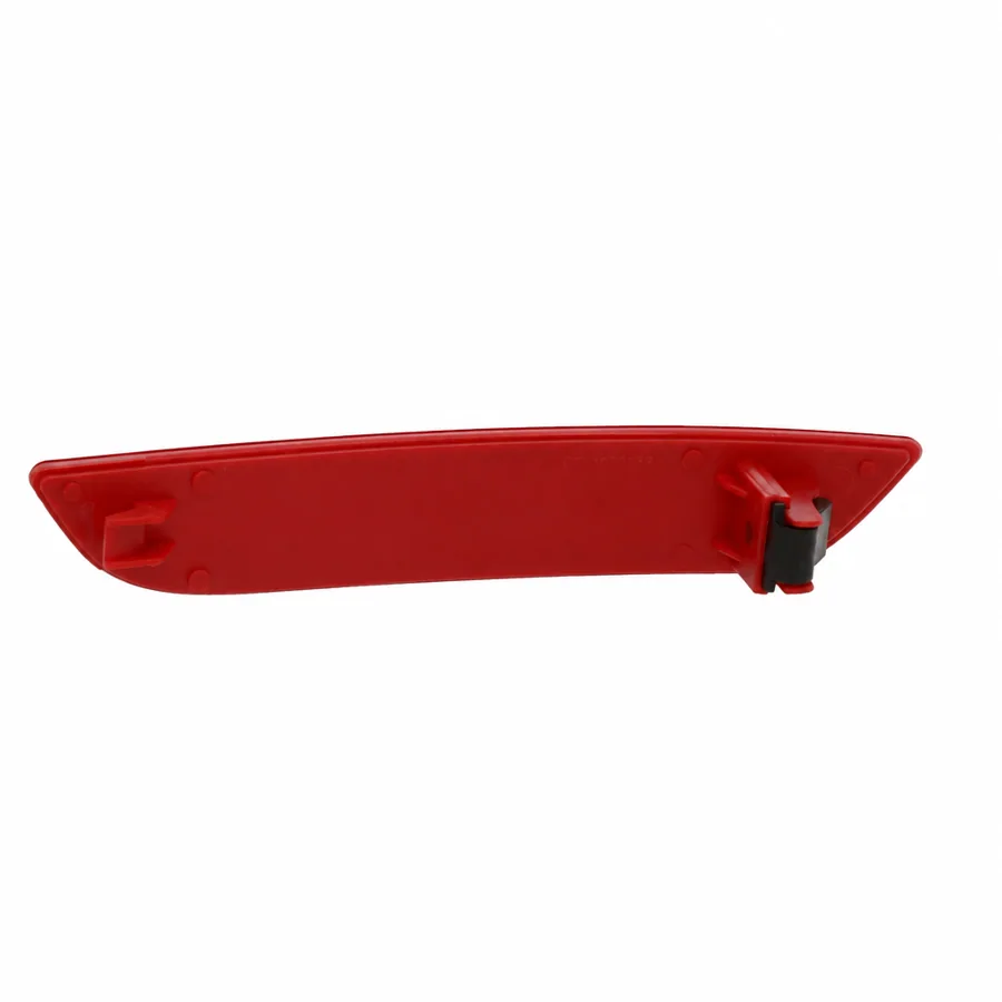 Renault Clio Right Rear Reflector (2012–2019) — photograph 2