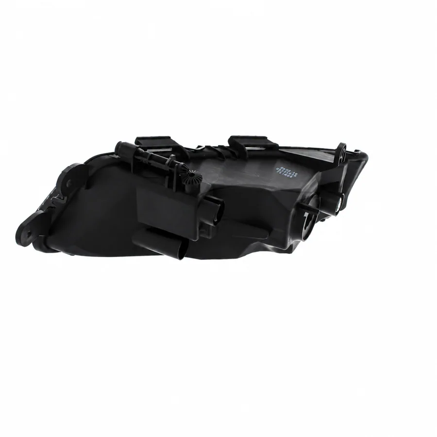 Skoda Octavia Left Non-LED Front Fog Light (2013–2021) — photograph 2