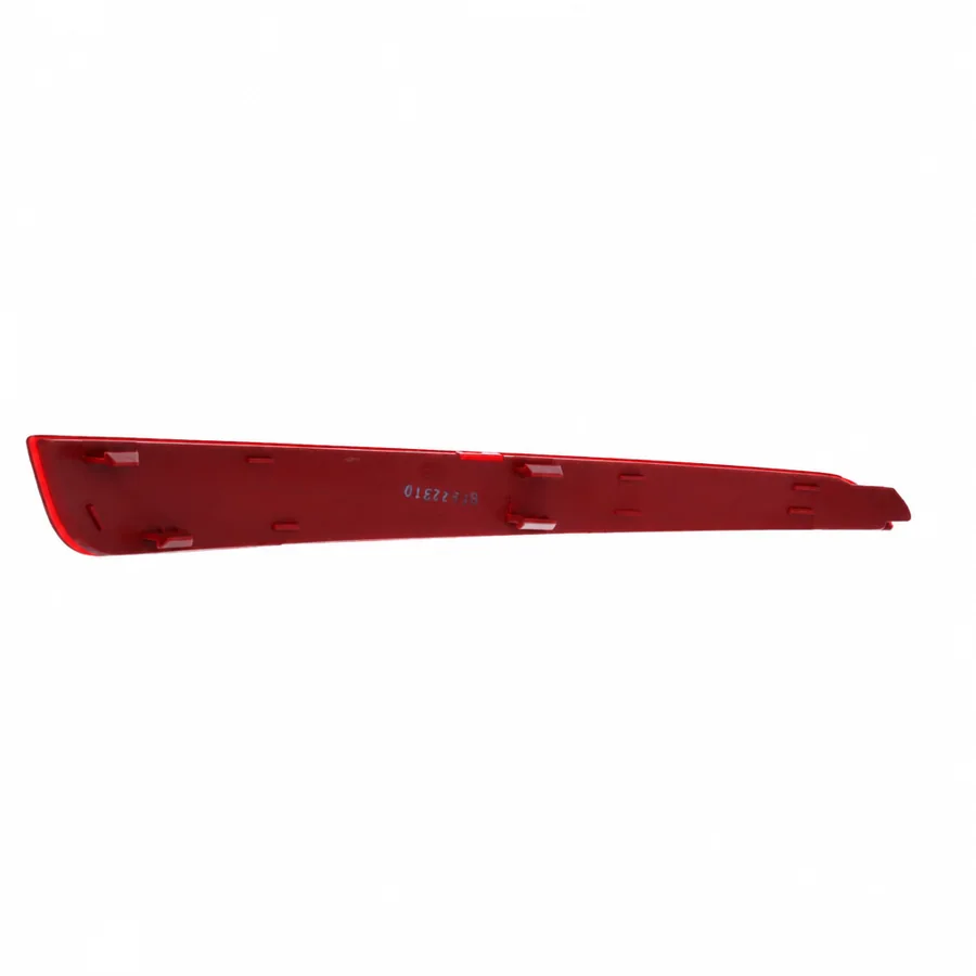 Skoda Octavia Right Rear Reflector (2013–2017) — photograph 2