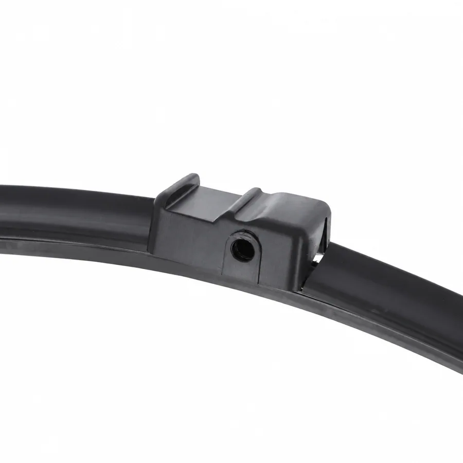 Skoda Superb 53 cm Exact Fit Aero Blade Wiper Blade (2002–2005) — Flat (Type B) Offset — photograph 2