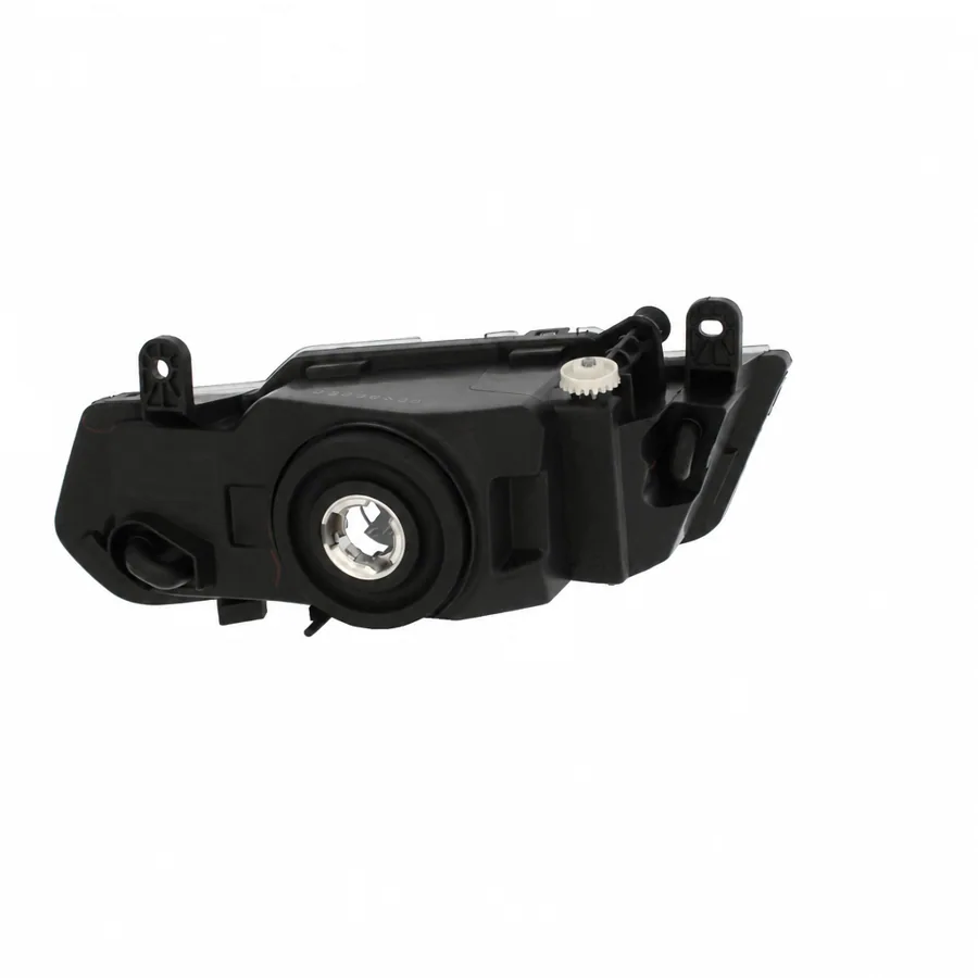 Skoda Yeti Left Non-LED Front Fog Light (2009–2018) — photograph 3