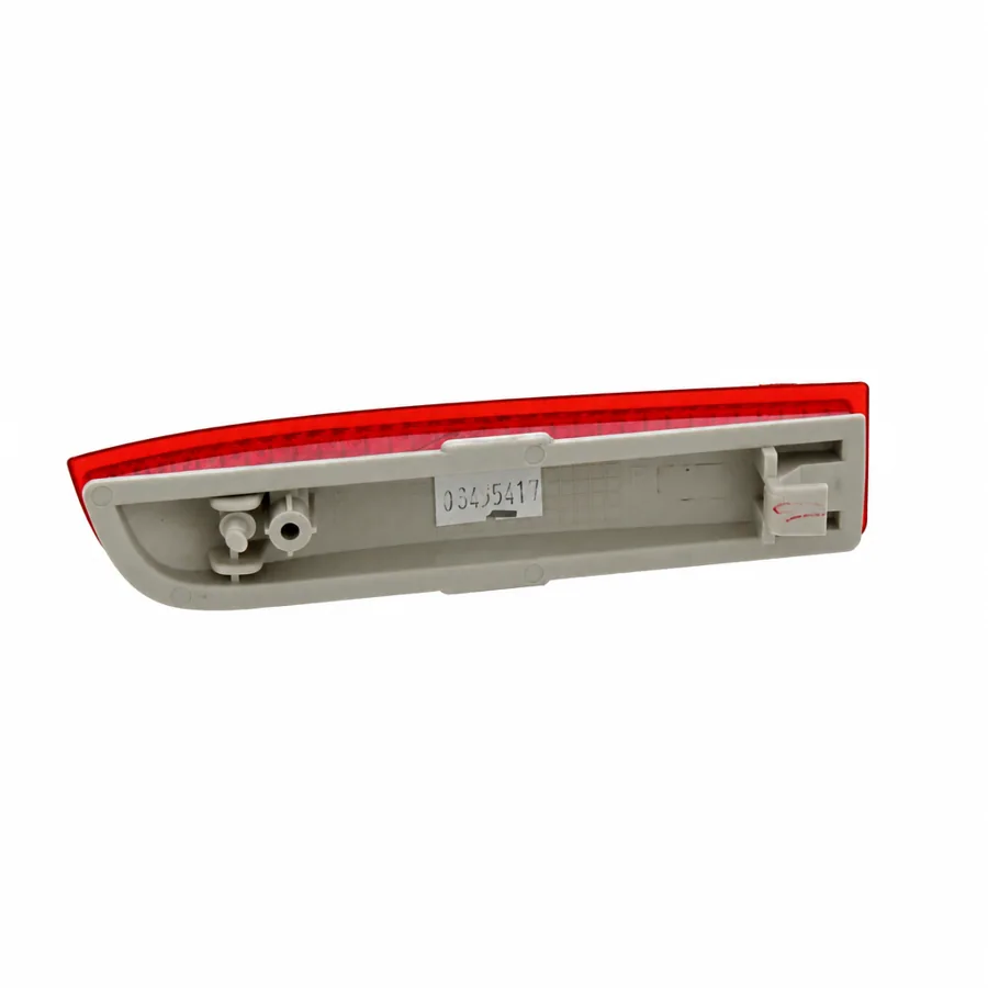 Toyota Avensis Right Rear Reflector (2009–2015) — photograph 3