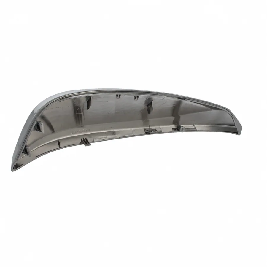 Toyota Hi-Lux Right Chrome Finish Mirror Cover (2016 onwards) — photograph 2