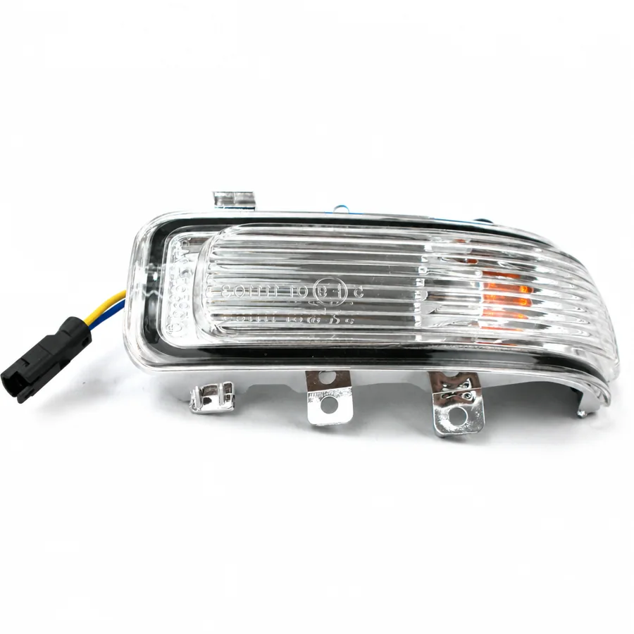 Toyota Hi-Lux Left Clear Mirror Indicator (2011–2017)