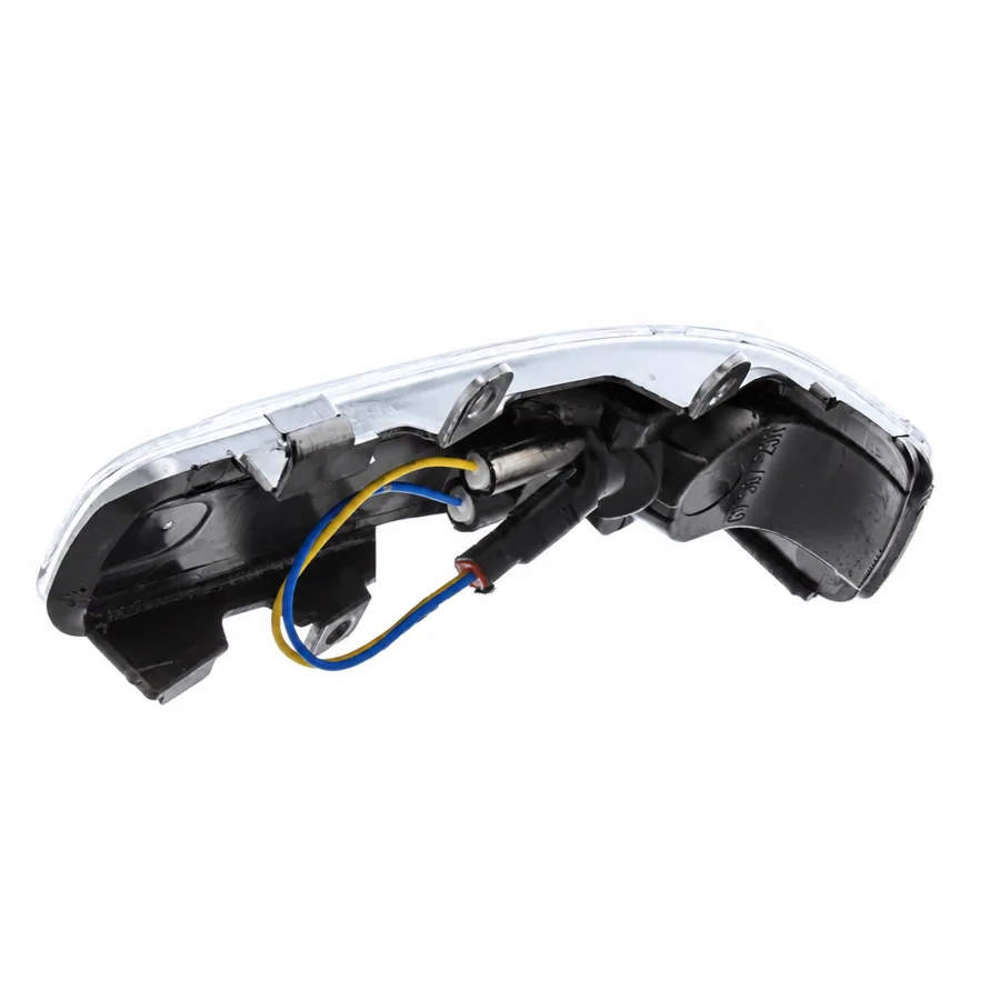 Toyota Hi-Lux Right Clear Mirror Indicator (2011–2017) — photograph 3
