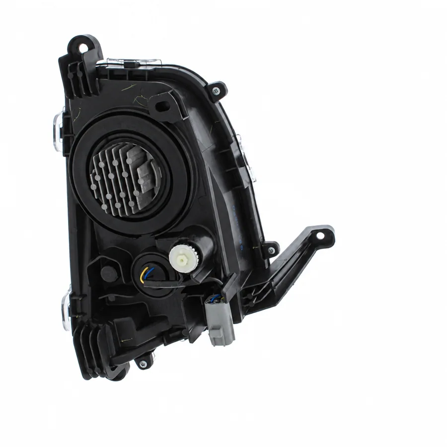 Toyota Prius Left LED Front Fog Light (2015–2019) — photograph 2
