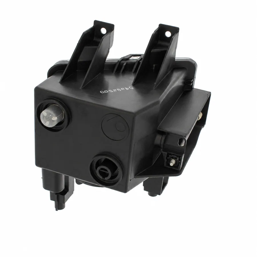 Vauxhall Astra Left Non-LED Front Fog Light (2004–2007) — photograph 3