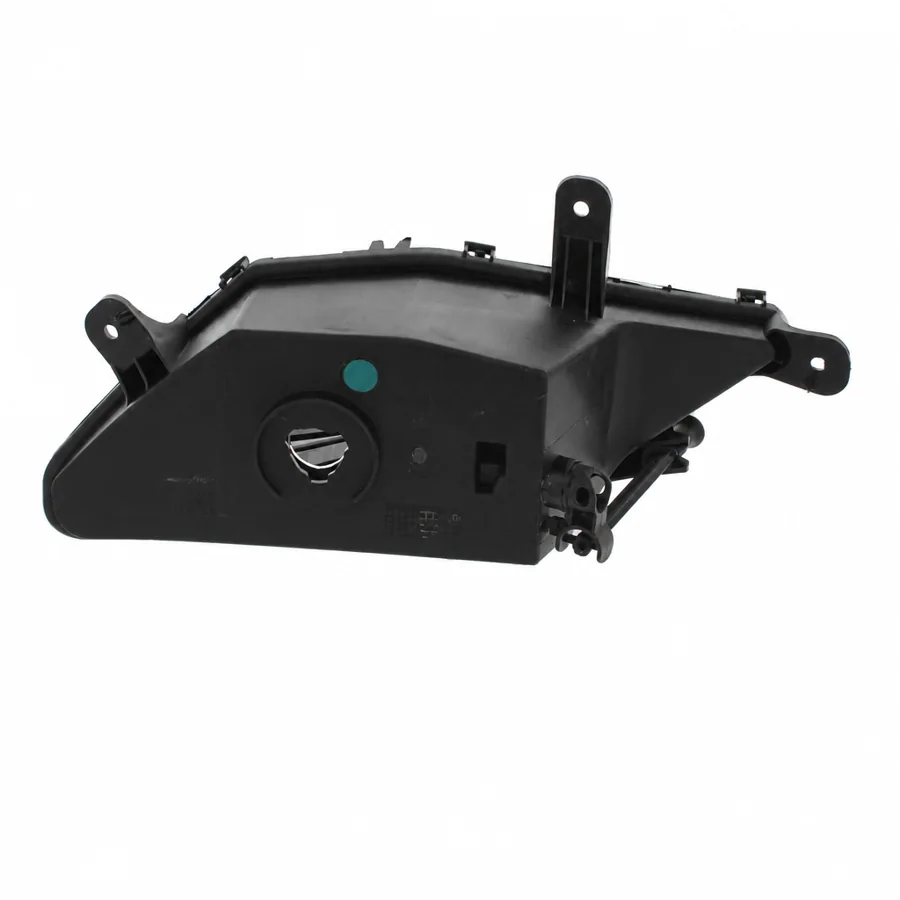 Vauxhall Insignia Left Non-LED Front Fog Light (2017–2021) — photograph 2