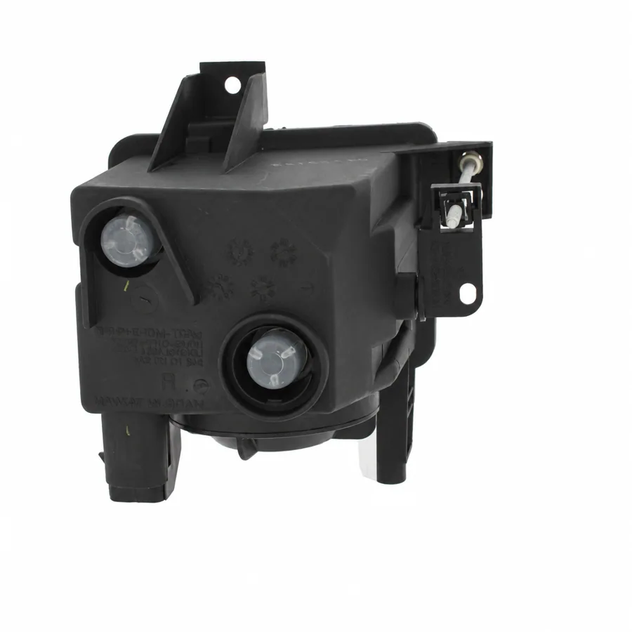 Vauxhall Vectra Left Non-LED Front Fog Light (2002–2009) — photograph 3