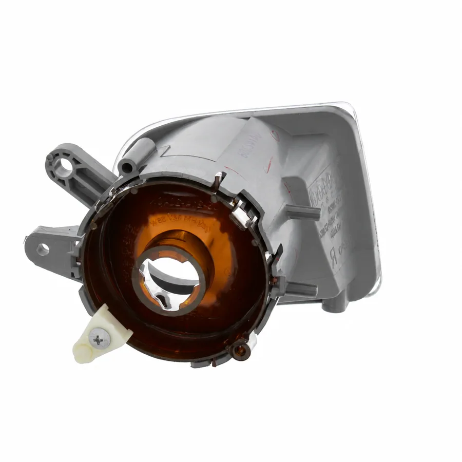 Volvo V50 Left Non-LED Front Fog Light (2004–2010) — photograph 3