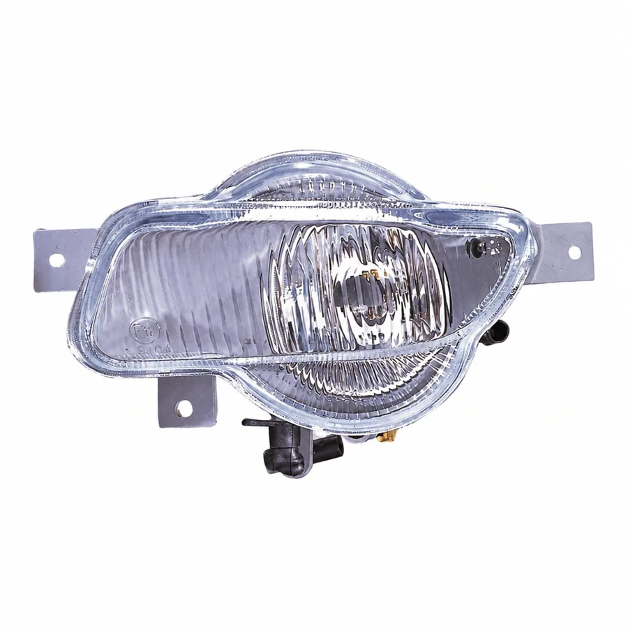 Volvo V70 Left Non-LED Front Fog Light (2000–2005) — photograph 2