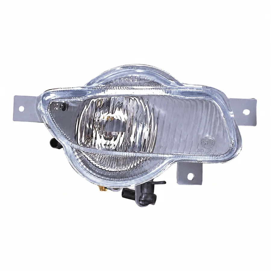 Volvo V70 Right Non-LED Front Fog Light (2000–2005) — photograph 2