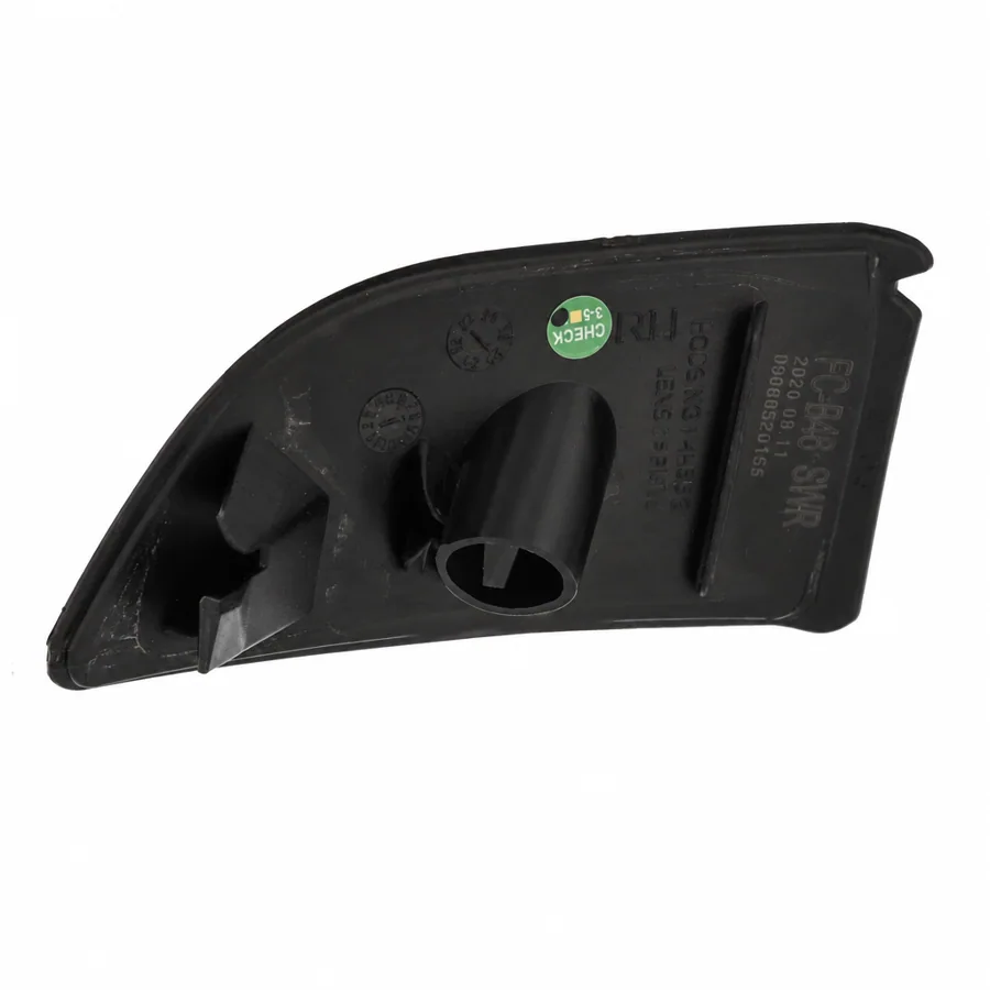 Volvo XC60 Right Clear Mirror Indicator (2008–2013) — photograph 2