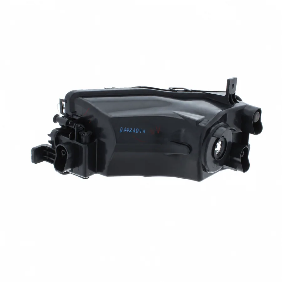 VW Caddy Right Non-LED Front Fog Light (2015–2021) — photograph 2