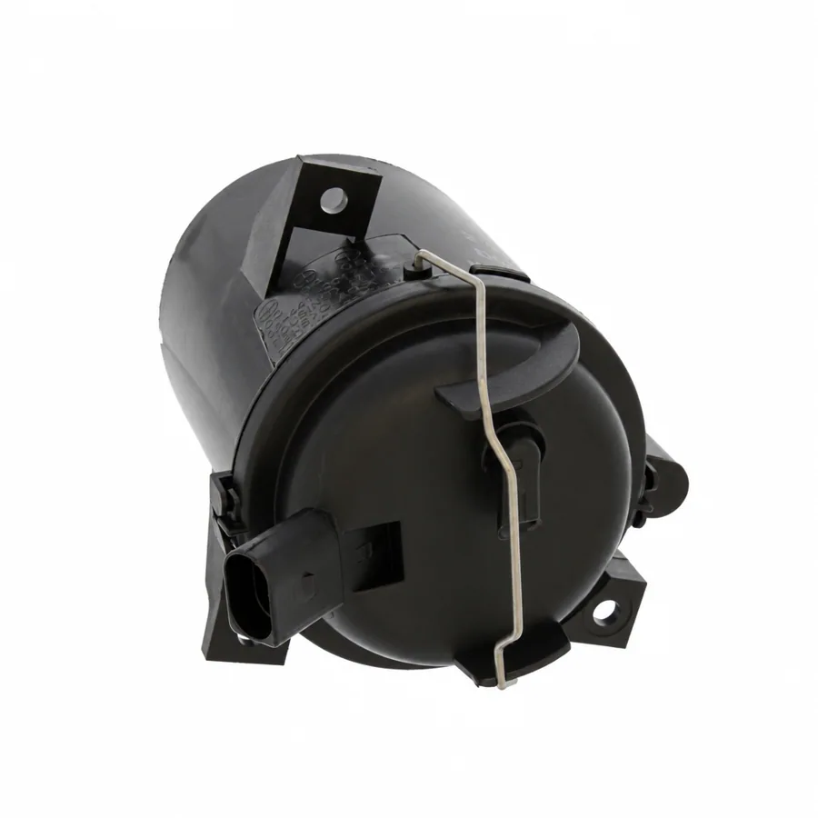VW Fox Right Non-LED Front Fog Light (2006–2012) — photograph 3