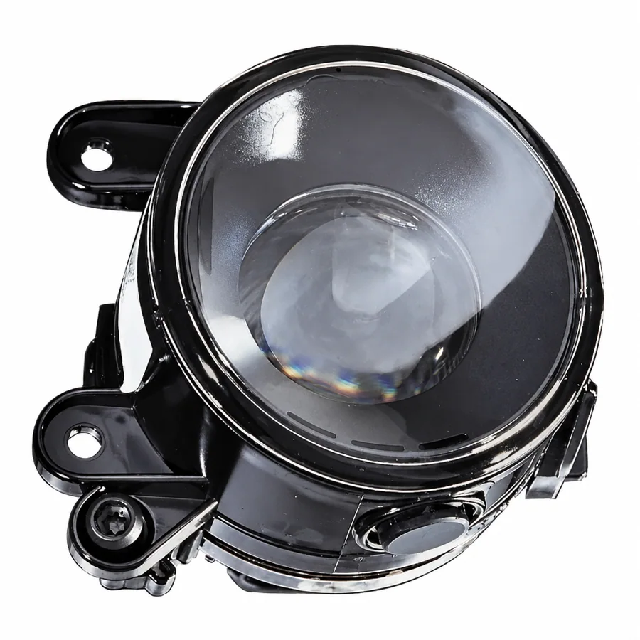 VW Golf Left Non-LED Front Fog Light (2003–2009) — photograph 2