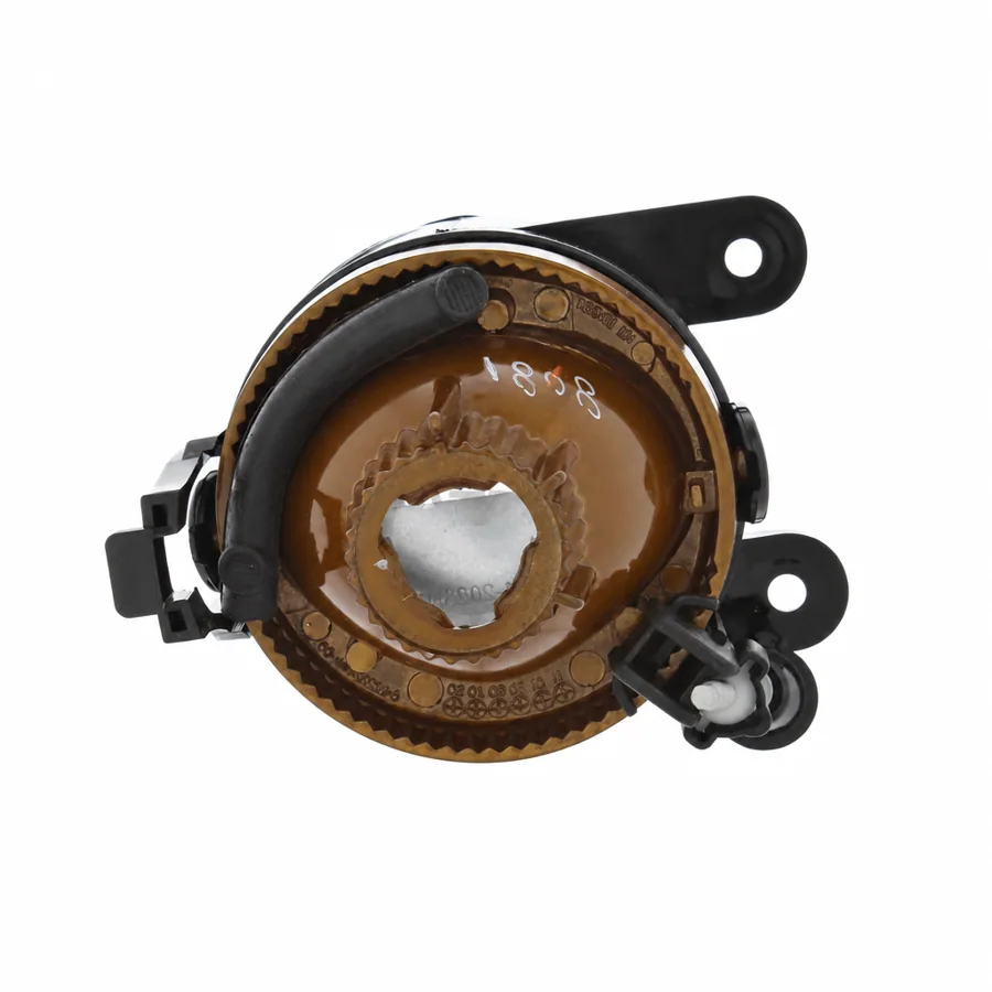 VW Golf Left Non-LED Front Fog Light (2003–2009) — photograph 3
