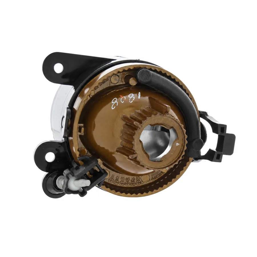VW Golf Right Non-LED Front Fog Light (2003–2009) — photograph 3
